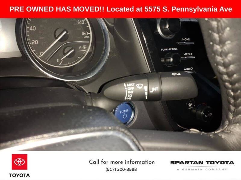 2020 Toyota Camry Hybrid XLE