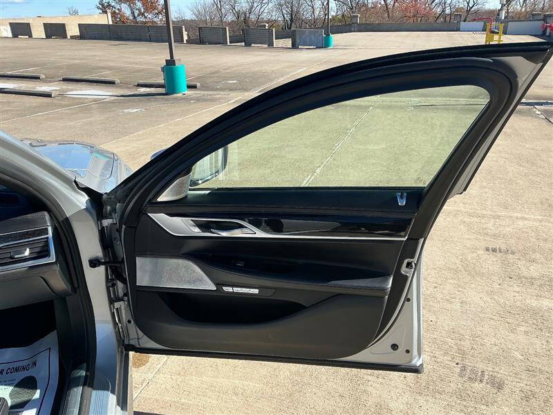 2016 BMW 7 Series 750i xDrive