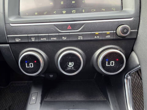 2019 Jaguar E-PACE P250 SE