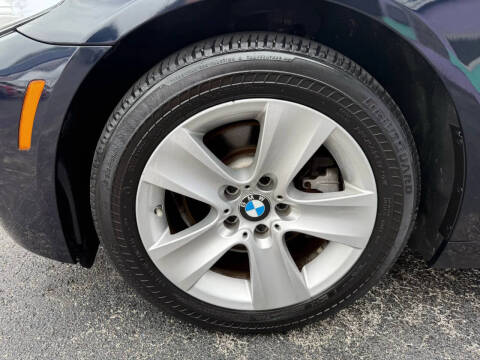 2012 BMW 5 Series 528i