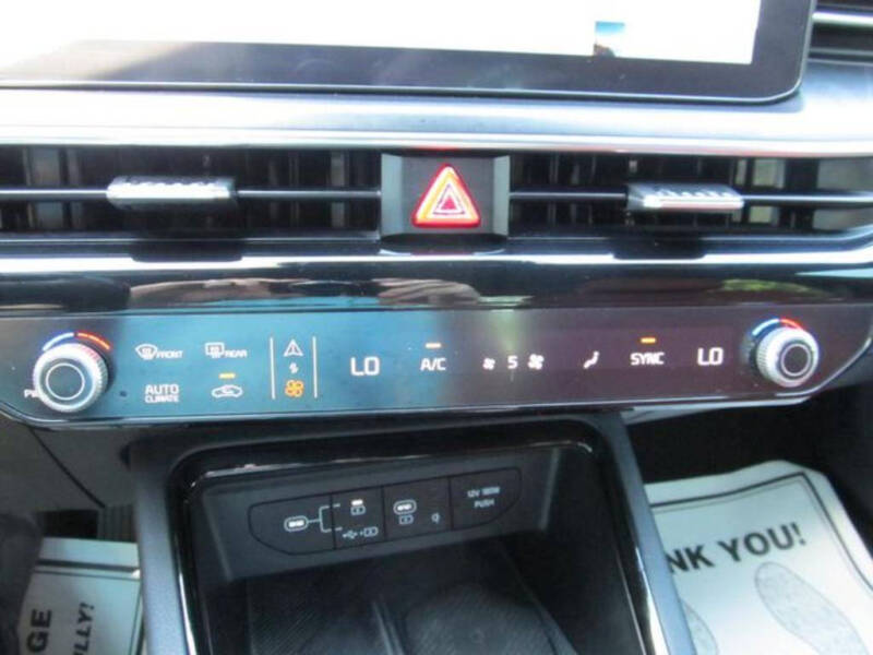 2025 Kia K5