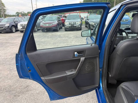 2010 Ford Focus SES
