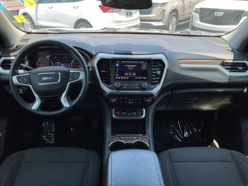 2021 GMC Acadia SLE
