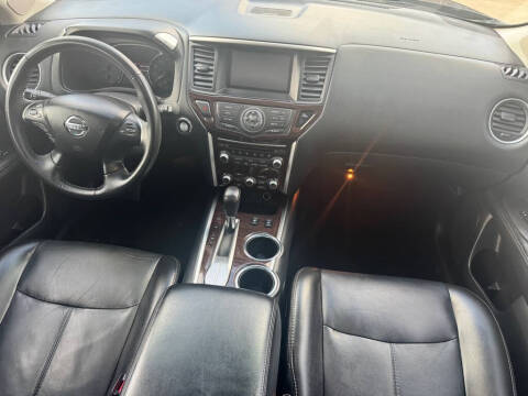 2014 Nissan Pathfinder SL