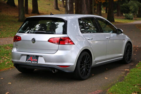 2015 Volkswagen Golf GTI SE