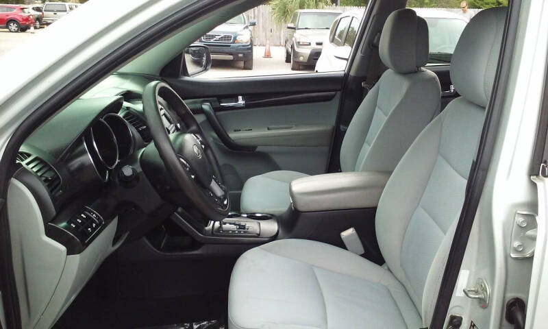 2012 Kia Sorento LX