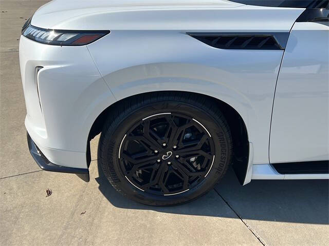 2026 Infiniti QX80 Sport