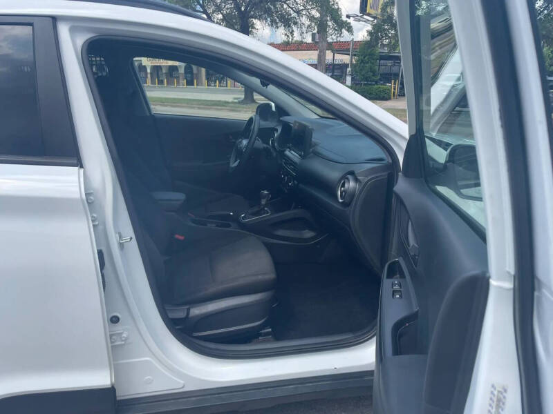 2022 Hyundai Kona SEL