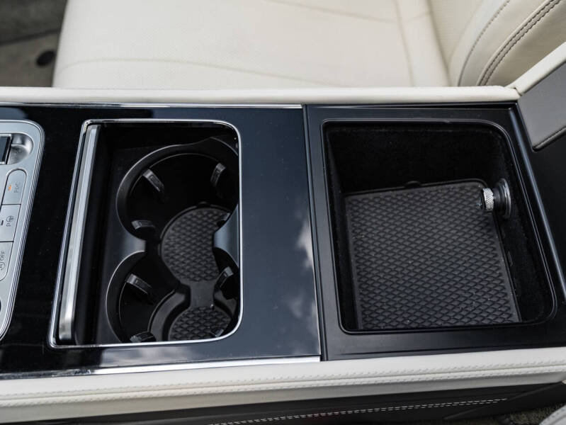 2022 Bentley Continental GTC V8