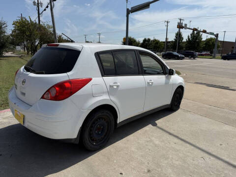 2012 Nissan Versa 1.8 SL