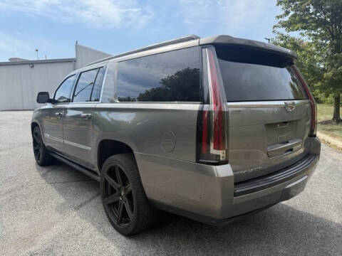 2017 Cadillac Escalade ESV Platinum