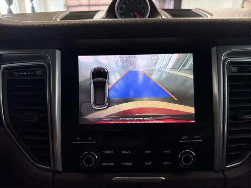 2018 Porsche Macan