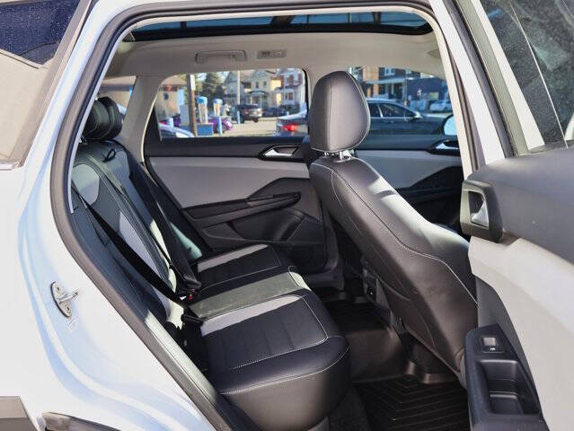 2023 Volkswagen Taos SEL 4Motion