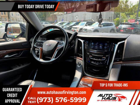 2019 Cadillac Escalade Luxury