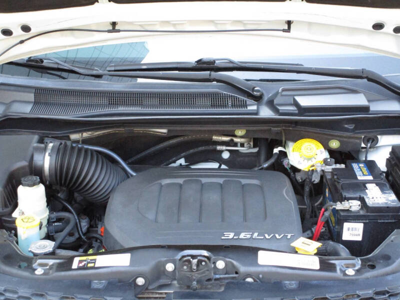 2015 Dodge Grand Caravan SXT Plus