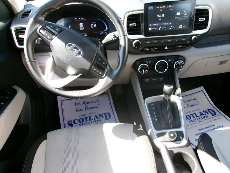 2024 Hyundai Venue SEL