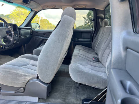 2004 Chevrolet Silverado 1500 LS