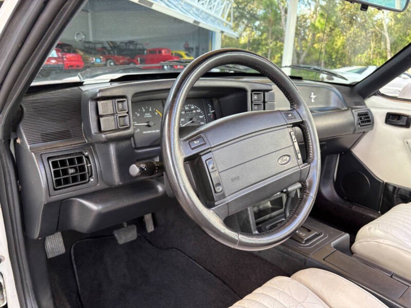 1993 Ford Mustang LX 5.0