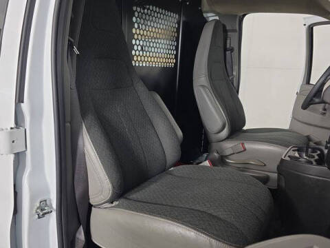 2024 Chevrolet Express 2500