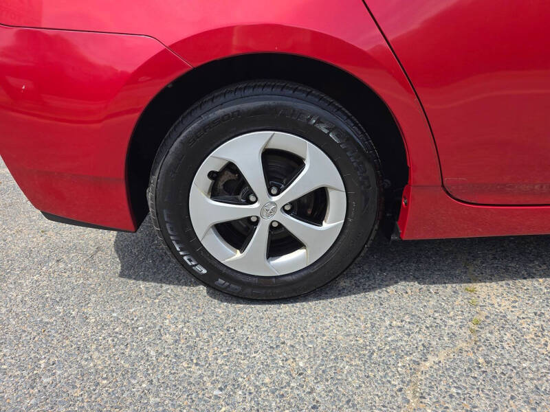 2012 Toyota Prius Two