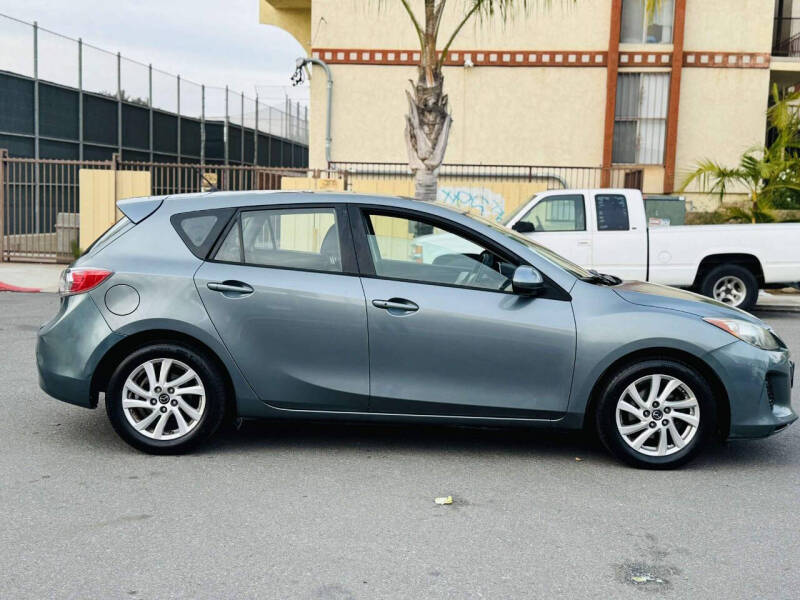 2013 Mazda MAZDA3 i Grand Touring