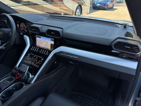 2021 Lamborghini Urus