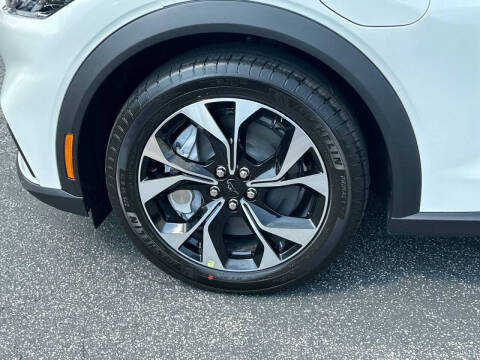 2026 Ford Mustang Mach-E Select