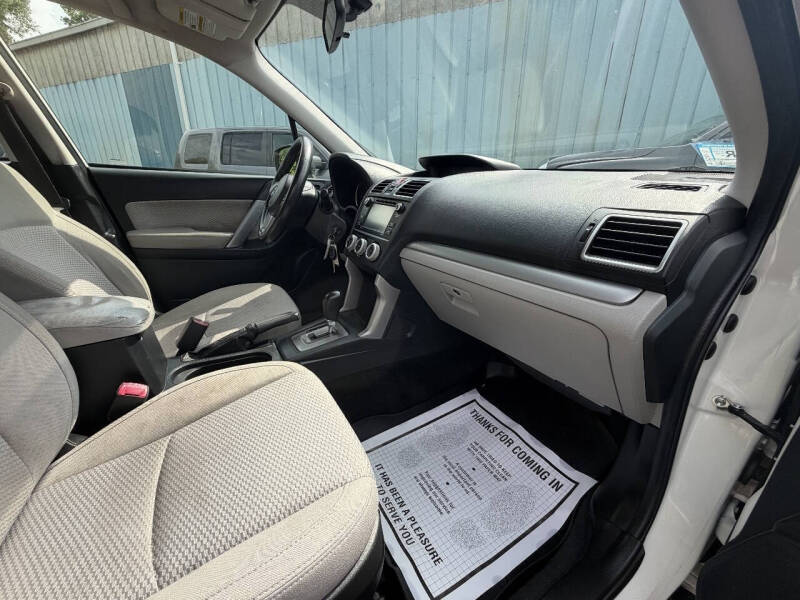 2017 Subaru Forester 2.5i