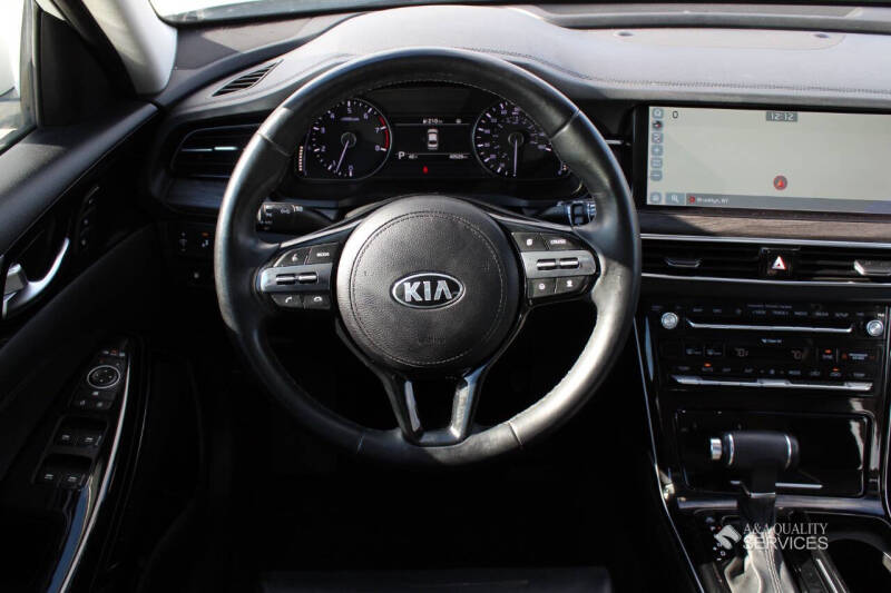 2020 Kia Cadenza Limited
