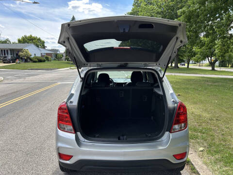2022 Chevrolet Trax LS