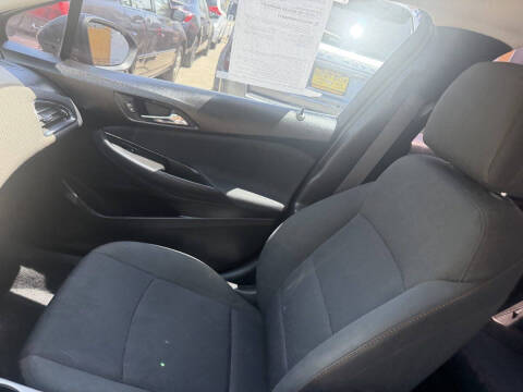 2017 Chevrolet Cruze LS Auto