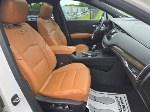 2019 Cadillac XT4 Premium Luxury