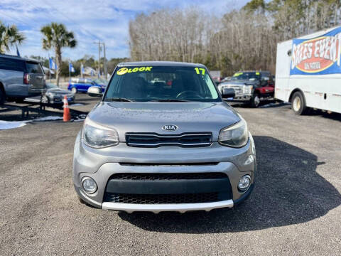 2017 Kia Soul +