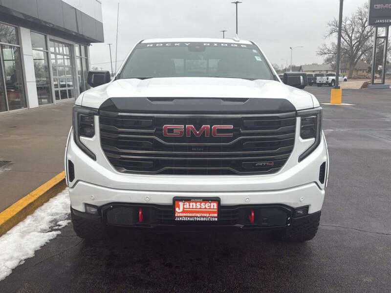2025 GMC Sierra 1500