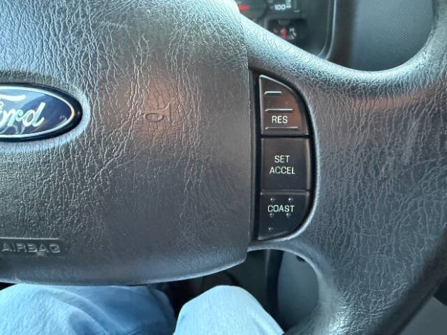 2013 Ford E-Series E-350 SD XLT