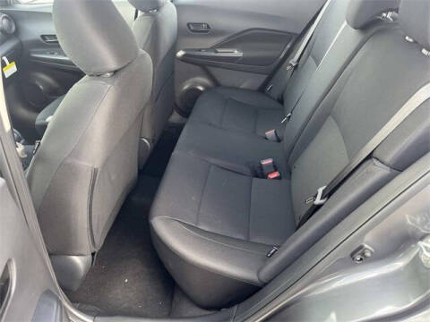 2025 Nissan Kicks Play S