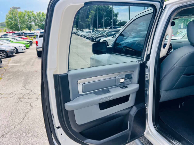 2018 RAM 1500 Big Horn