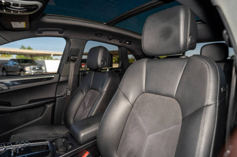 2017 Porsche Macan S