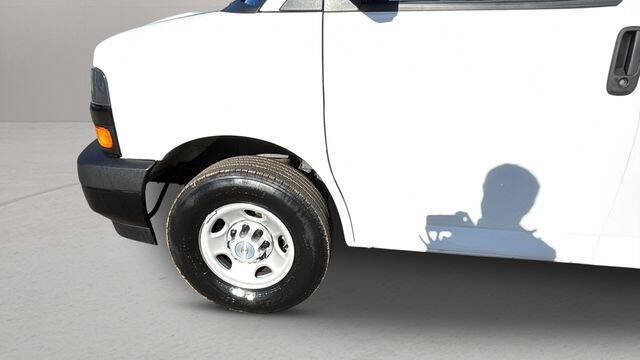 2023 Chevrolet Express LS 3500