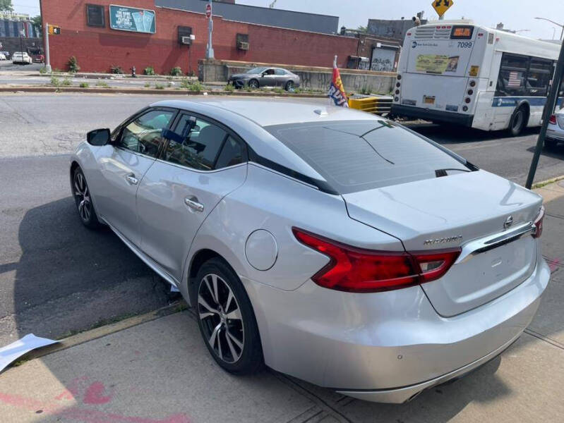 2017 Nissan Maxima