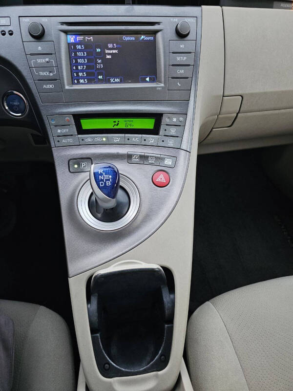 2013 Toyota Prius Two