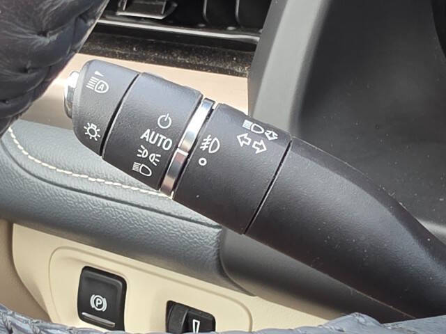 2020 GMC Acadia Denali - Photo 41