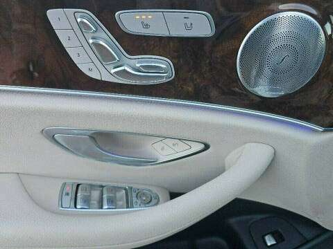 2017 Mercedes-Benz E-Class E 300 4MATIC