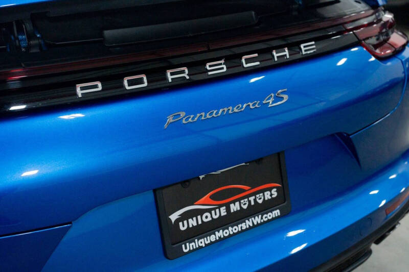 2017 Porsche Panamera 4S