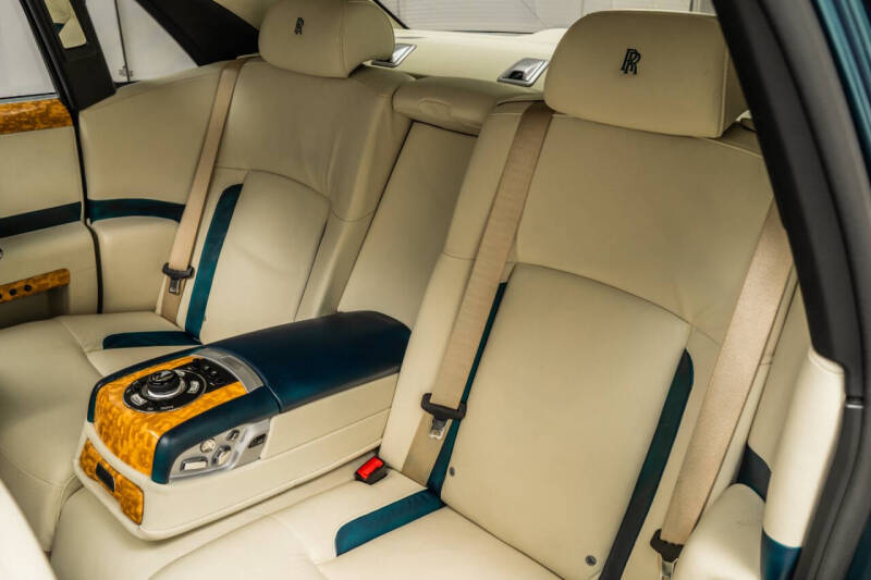 2010 Rolls-Royce Ghost