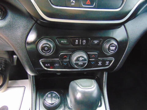 2019 Jeep Cherokee Trailhawk