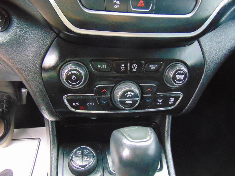 2019 Jeep Cherokee Trailhawk