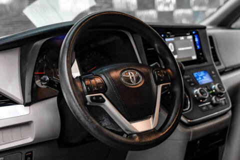 2017 Toyota Sienna