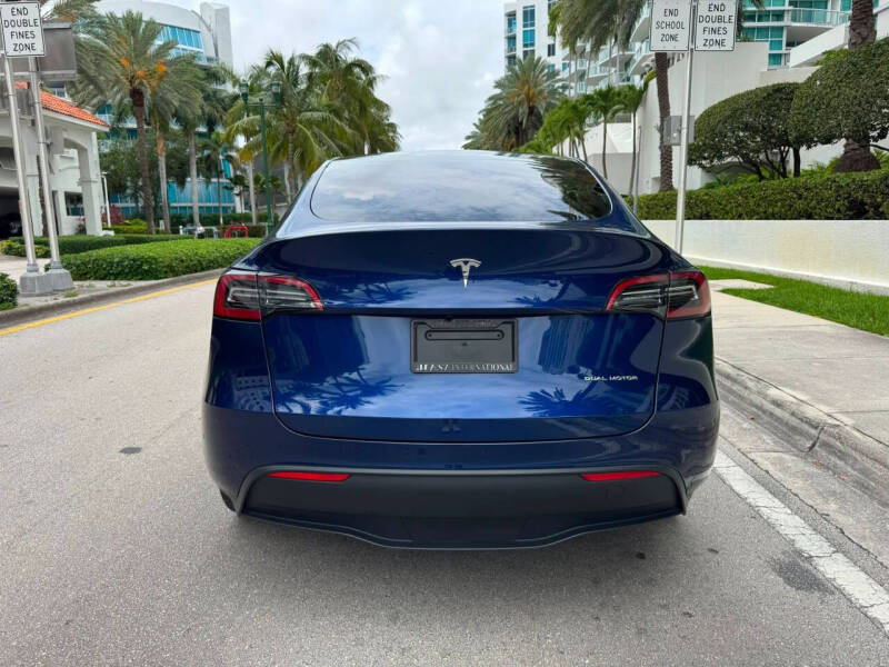 2024 Tesla Model Y Long Range