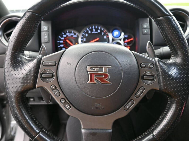 2012 Nissan GT-R Premium